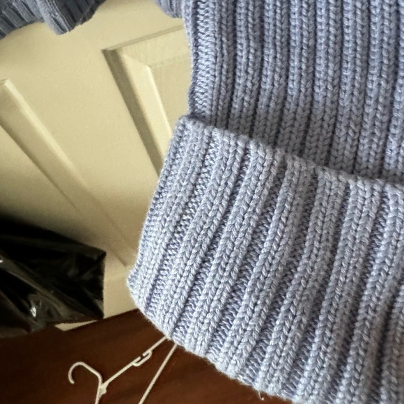 Jeane Pierre Sweater, M, 100% Periwinkle Blue, Turtleneck, Long Sleeve NWOT - Picture 4 of 5